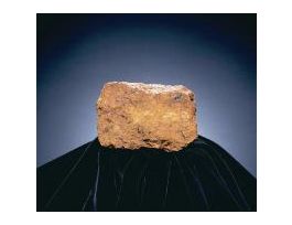 LIMONITE-BROWN KILOGRAM MASSIVE