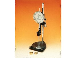 PENETROMETER W/PLUNGER WEIGHTS.