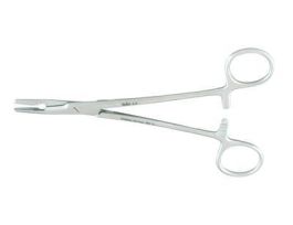 NEEDLE HOLDER61/2INSERRATEDJAW