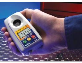 REFRACTOMETER, BRAKE-CHEK F