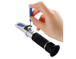 Refractometer w ATC,  0 - 28% Salinity, 0 - 32% Brix