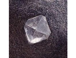 APOPHYLLITE XL 3/4 -1.5 TETRAGONAL IN