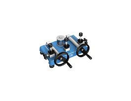 Bench-top Hydraulic Calibration Pump, 85% Vacuum to 15,000 psi