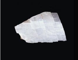 CALCITE KILOGRAM CLEAVAGES RHOMBIC