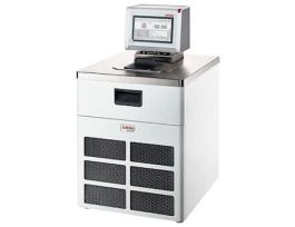 Refrigerated/Heating Circulator with 7.5 L Tank and Lid; -50 to +200 C Range with 2 kW Heater and Cooling 1000 W at 20 C
