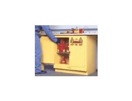 Undercounter Cabinets, 22 gallon capacity, manual-latching door