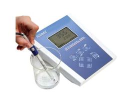 Conductivity Meter with Cell; 230 V/EU