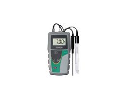 Handheld Meter with pH Probe